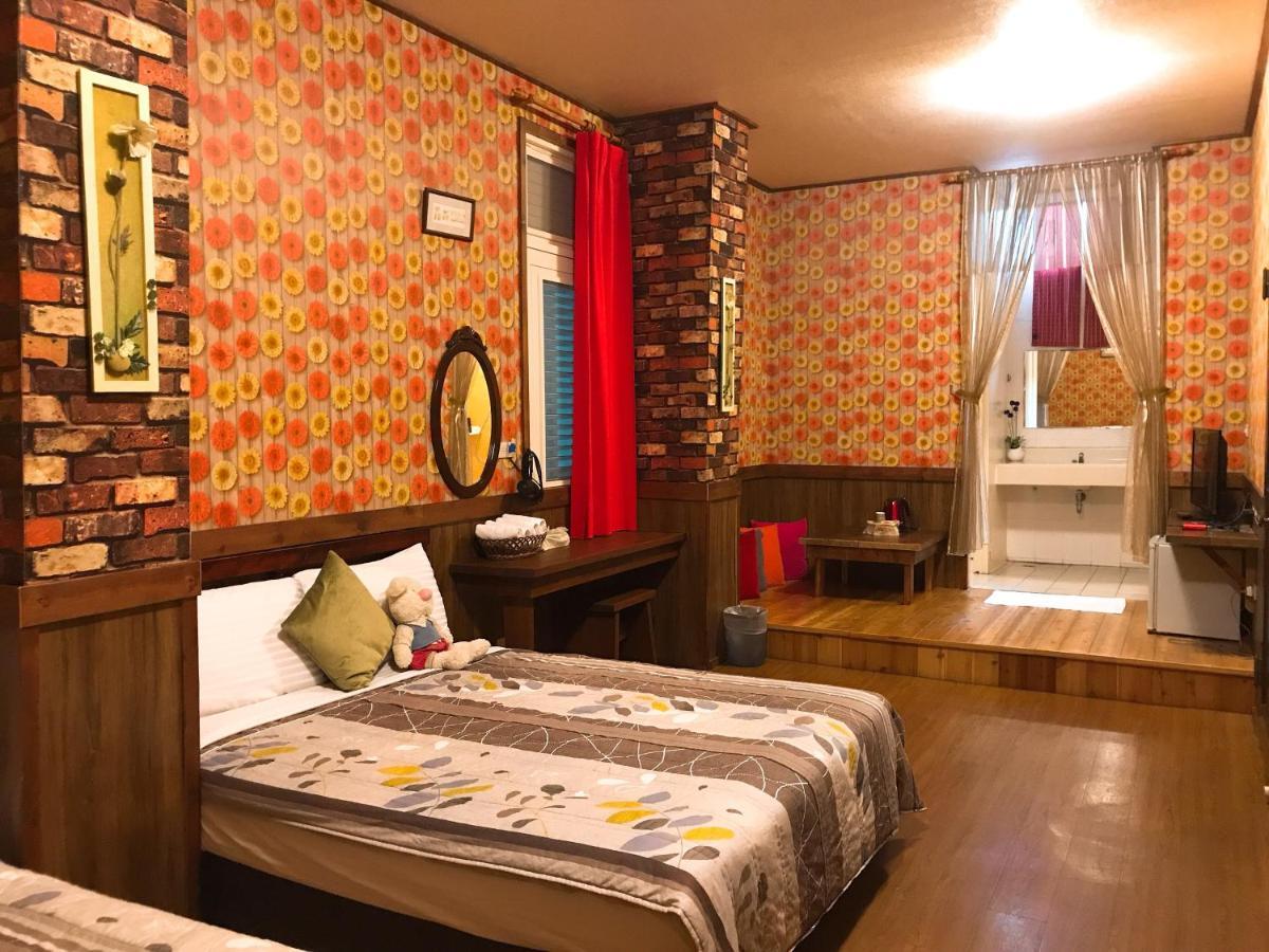 Puli Town B&B Eksteriør billede